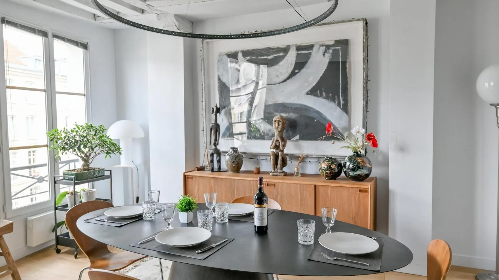 Stunning One-Bedroom, Marais - Place Des Vosges Paris França