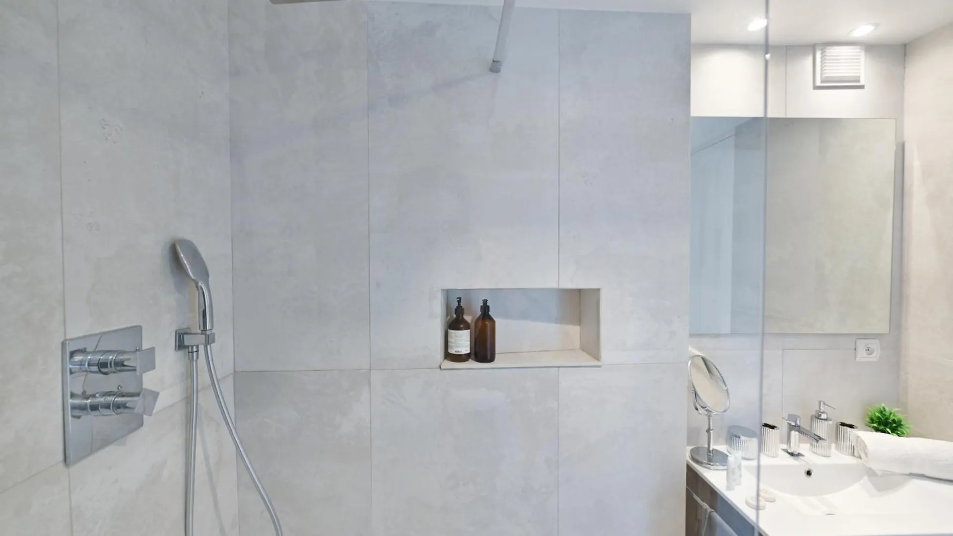 Stunning One-Bedroom, Marais - Place Des Vosges Paris