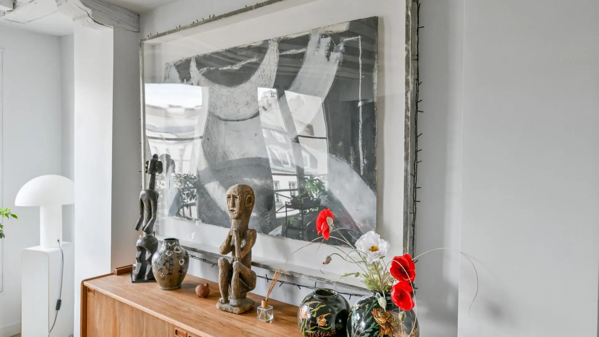 Apartment Stunning One-Bedroom, Marais - Place Des Vosges Paris
