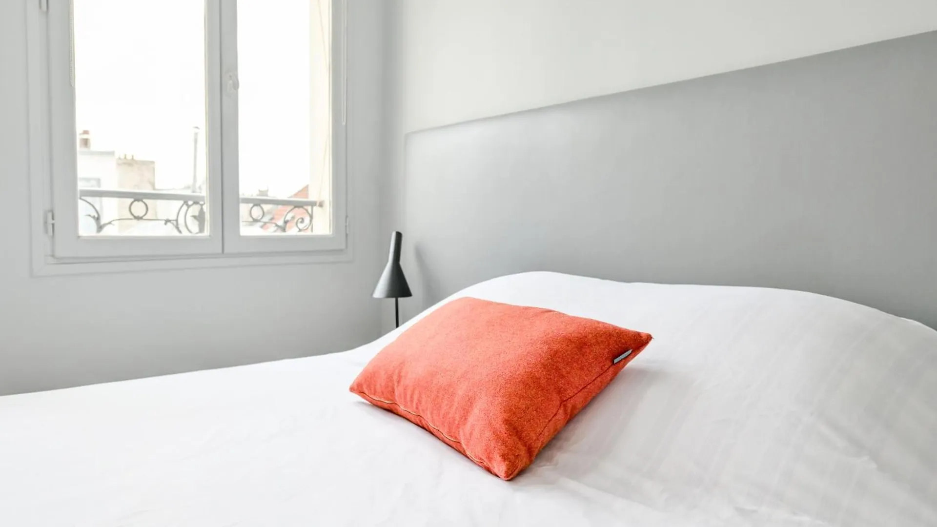Appartement Stunning One-Bedroom, Marais - Place Des Vosges Parijs