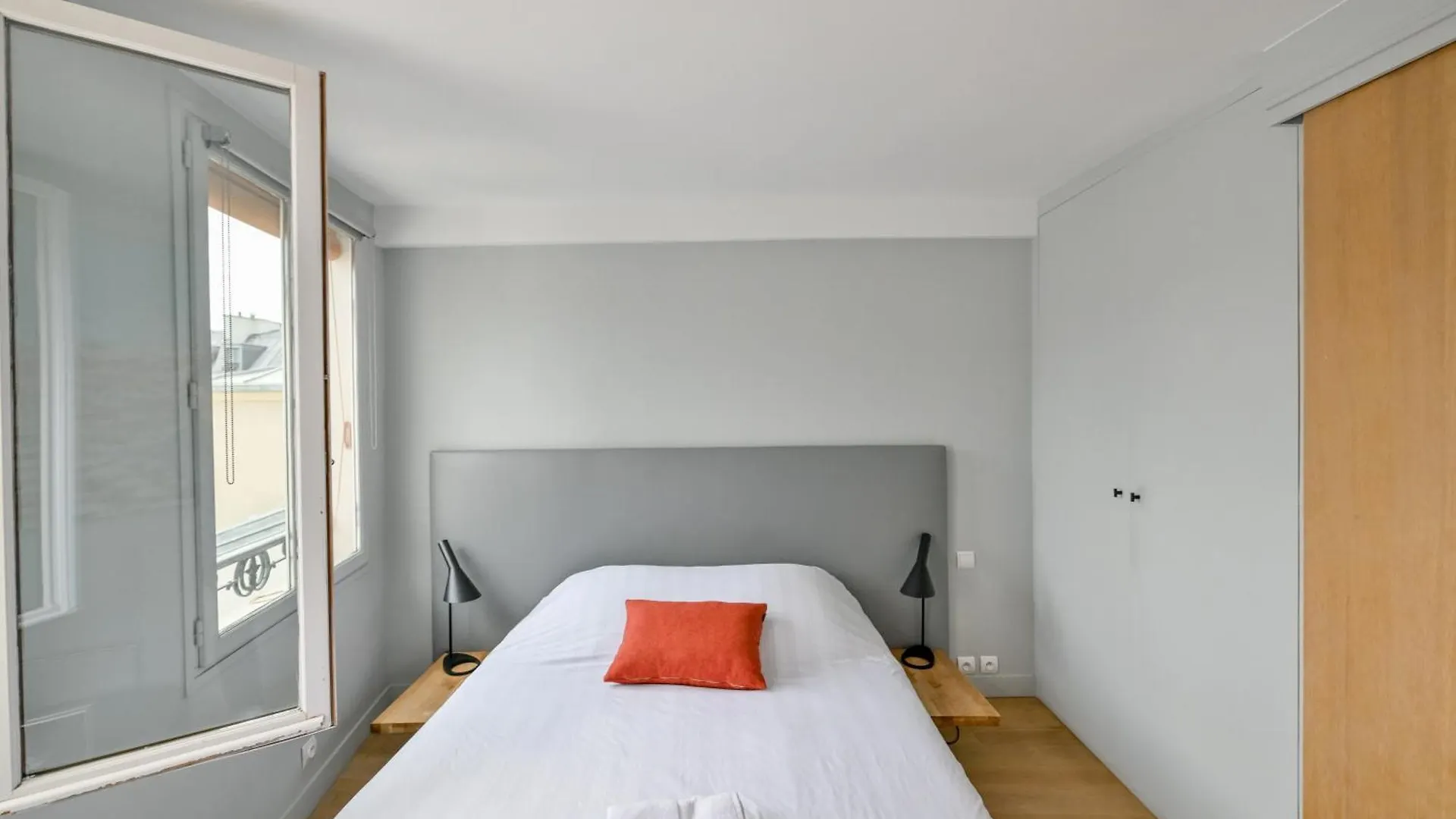 Appartement Stunning One-Bedroom, Marais - Place Des Vosges Parijs